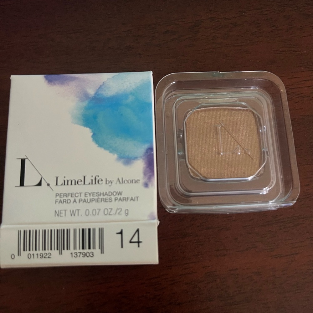 Limelife by Alcone Perfect Eyeshadow - Powder Eyeshadow: 14 Uptown Girl